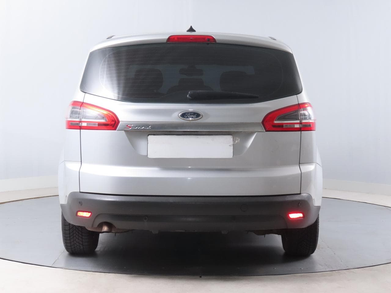 2011 Ford S-MAX - 10