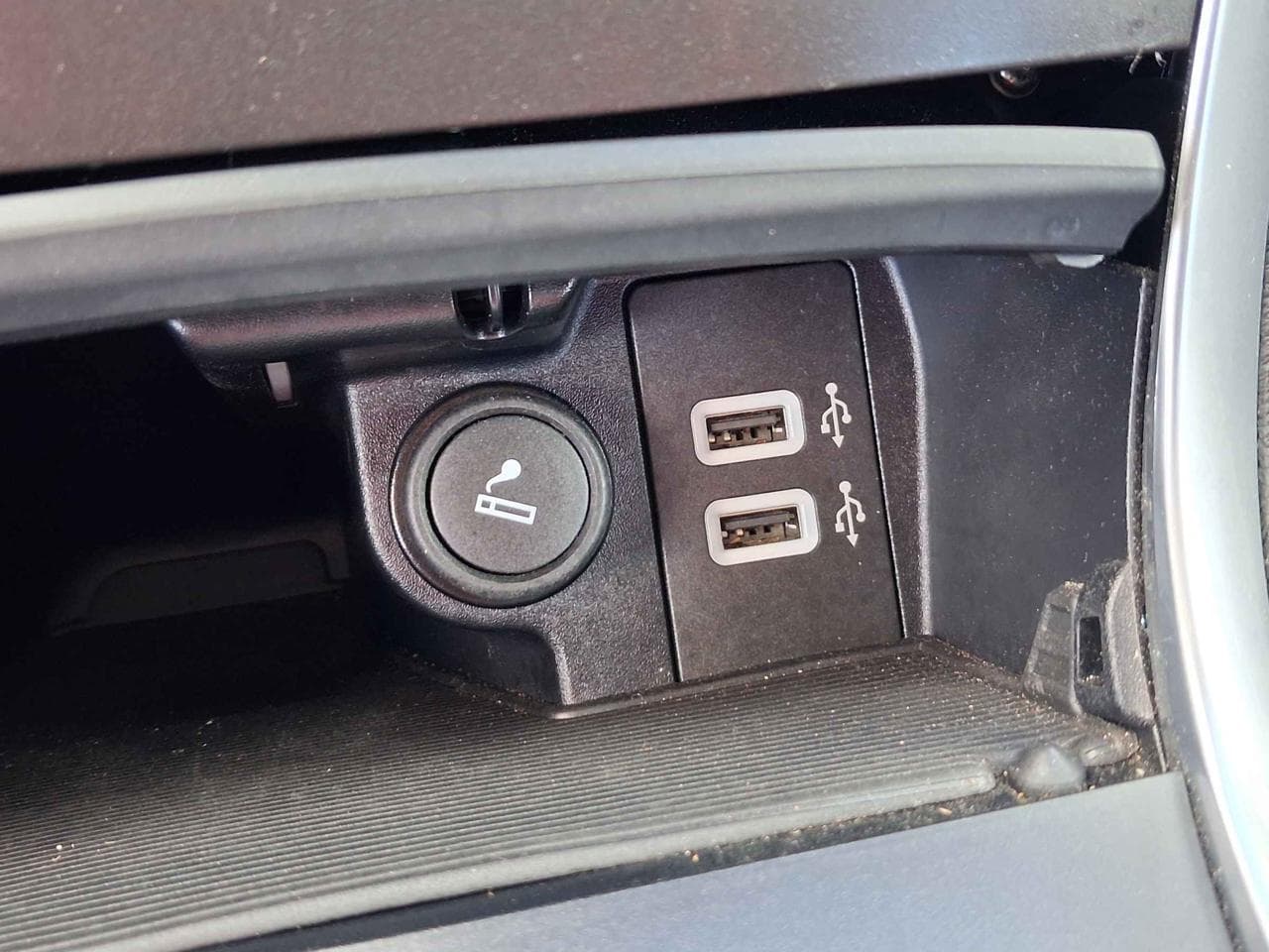 2020 Ford S-MAX - 39