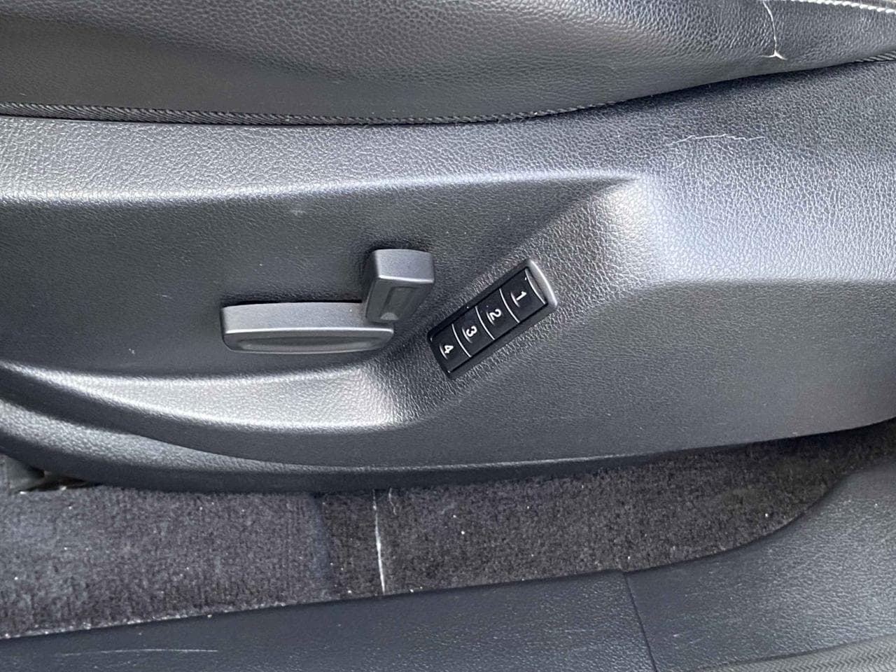 2009 Ford S-MAX - 23