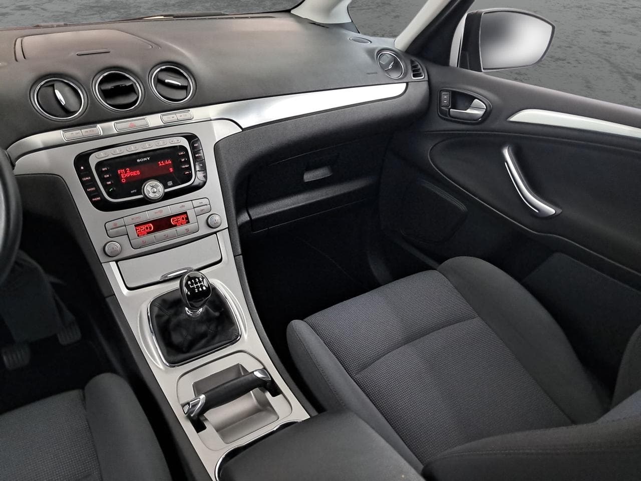 2009 Ford S-MAX - 20
