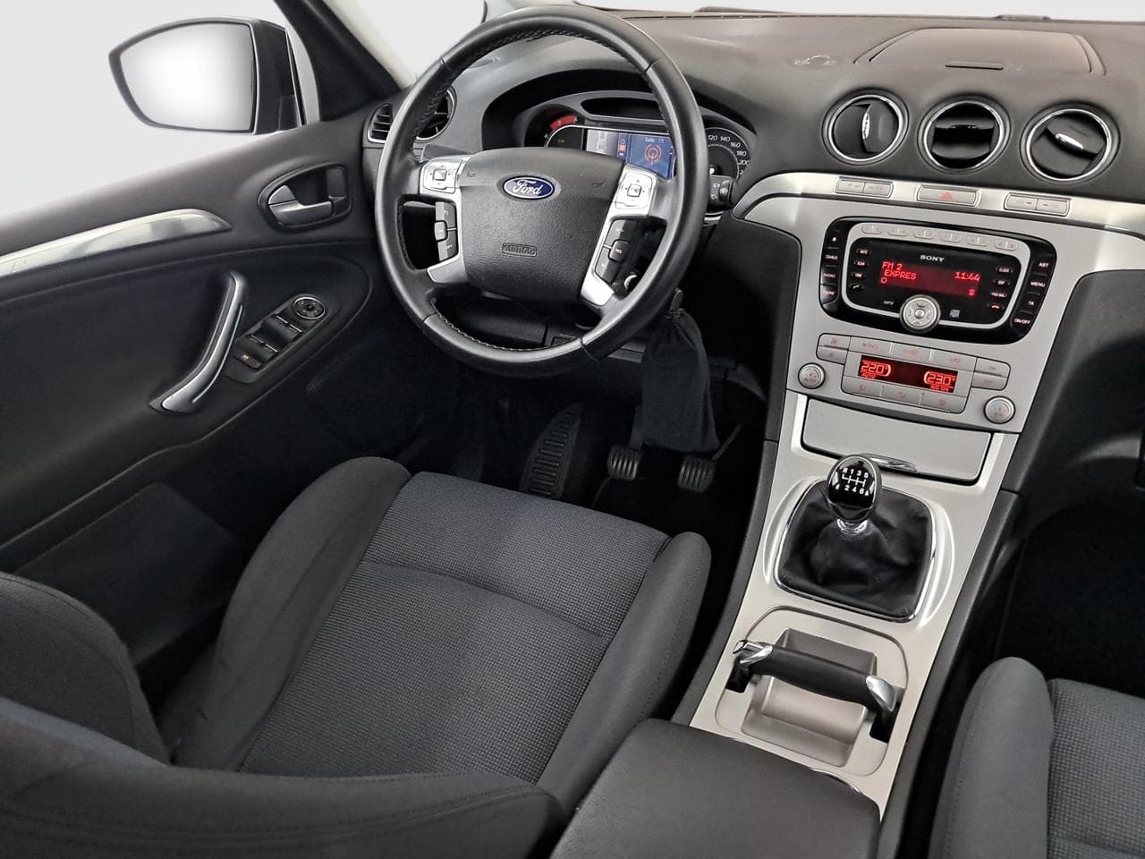 2009 Ford S-MAX - 17