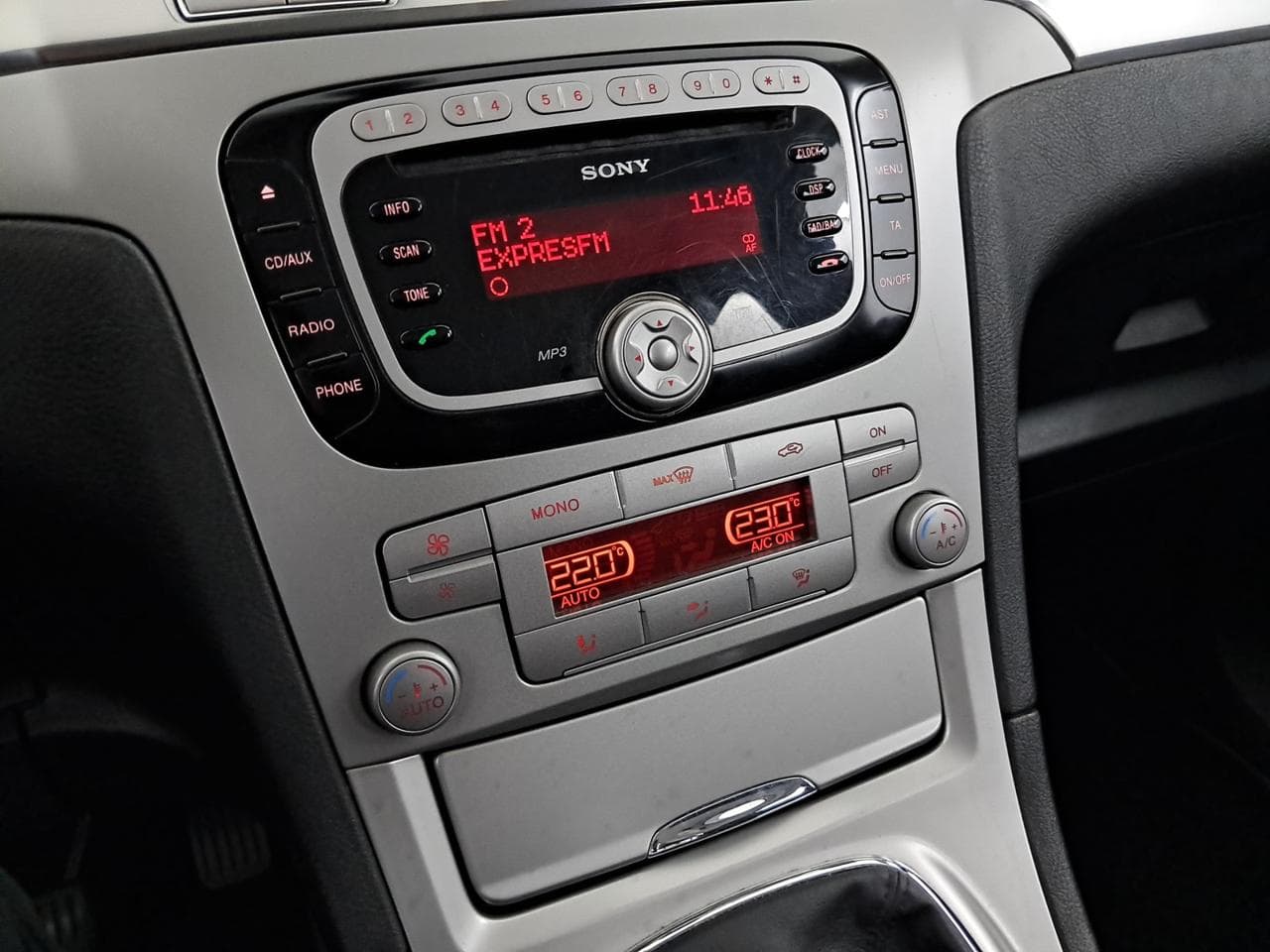 2009 Ford S-MAX - 34
