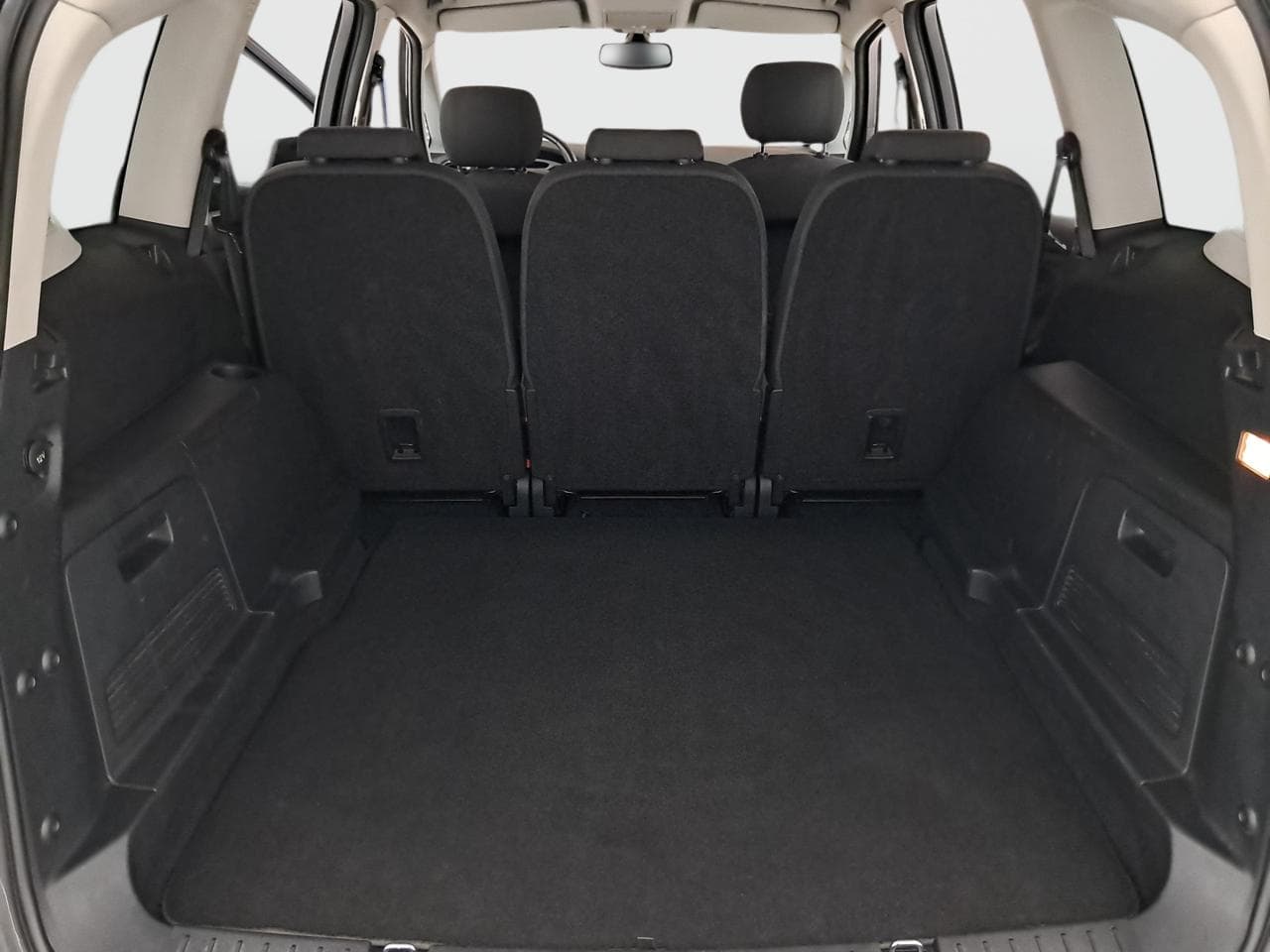 2009 Ford S-MAX - 36