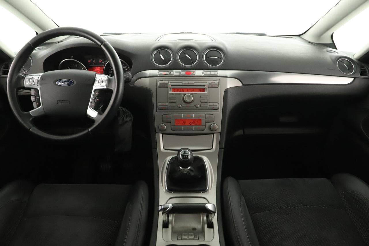 2008 Ford S-MAX - 16