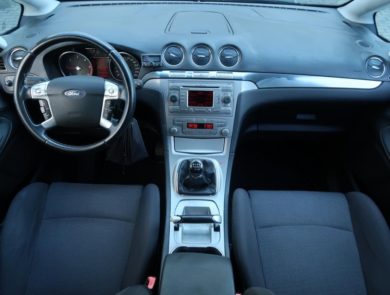 2007 Ford S-MAX - 10