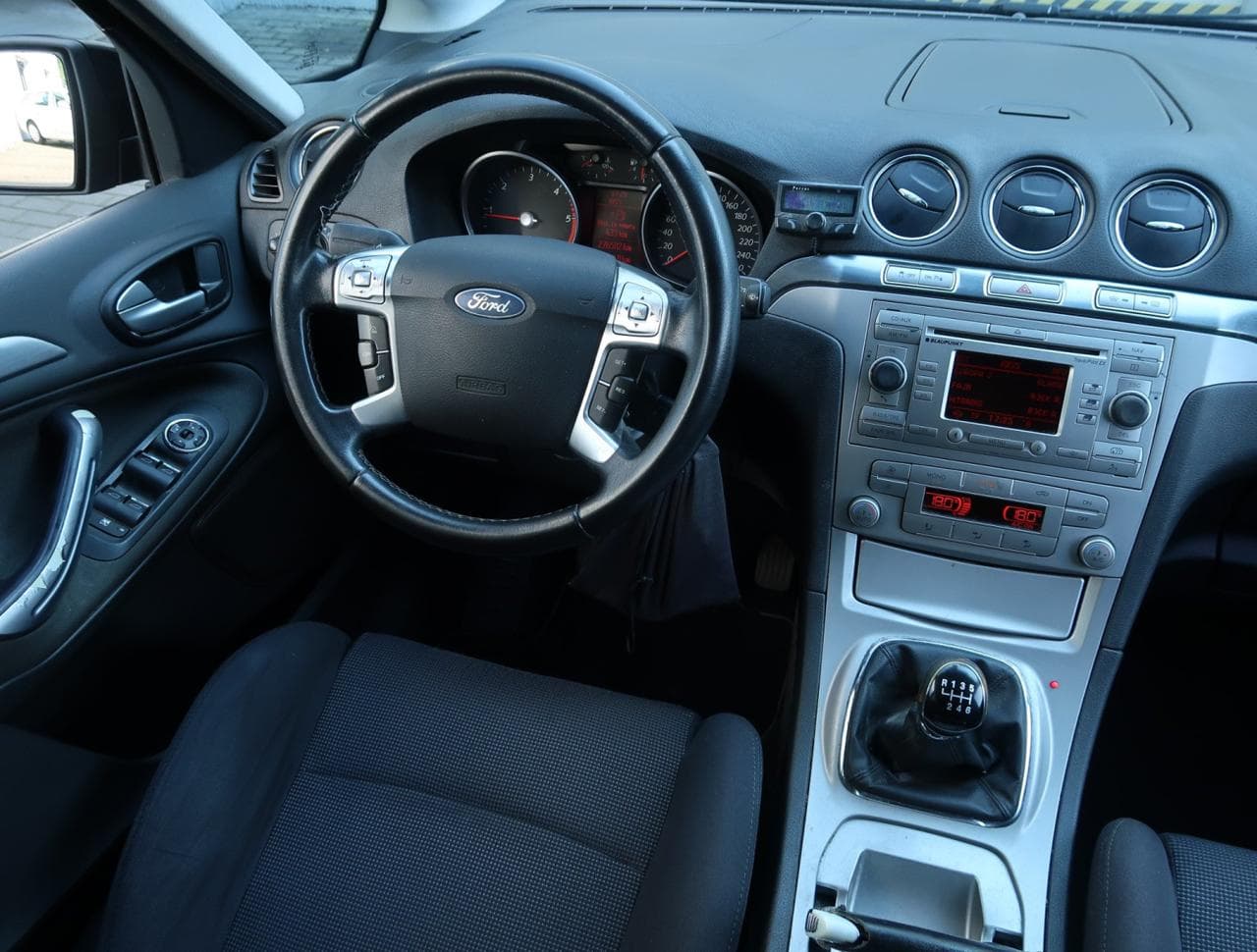 2007 Ford S-MAX - 9