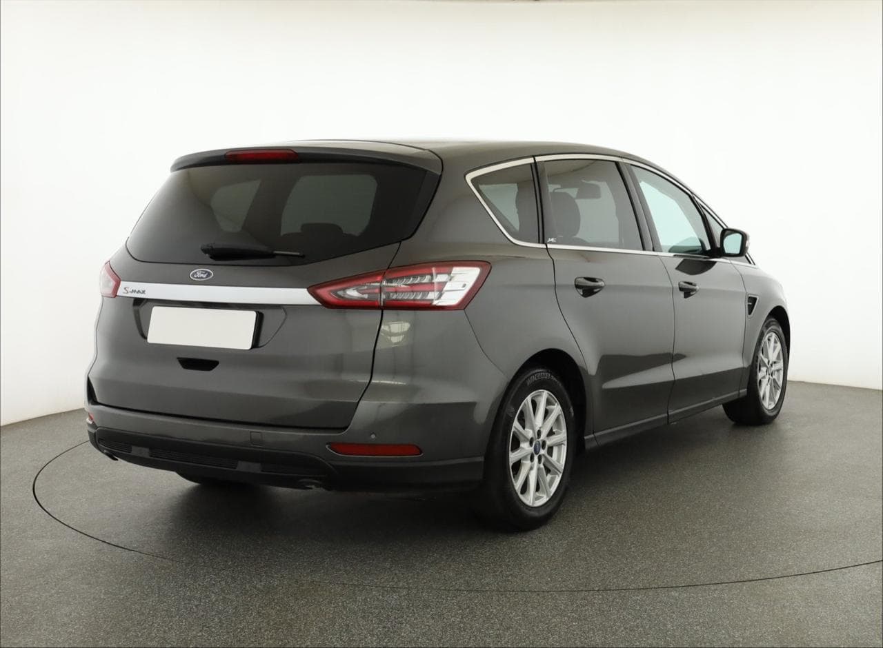 2015 Ford S-MAX - 7