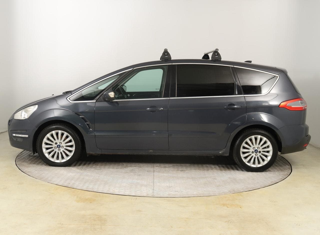 2012 Ford S-MAX - 4