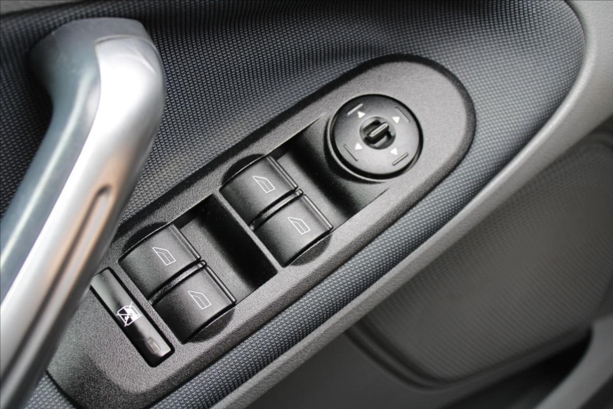 2007 Ford S-MAX - 11