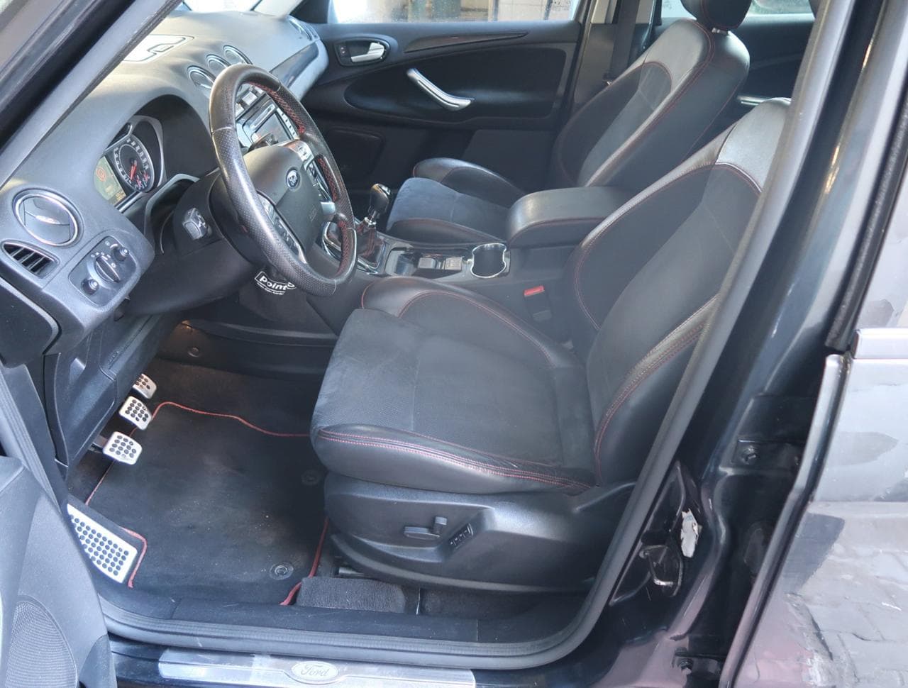 2008 Ford S-MAX - 16