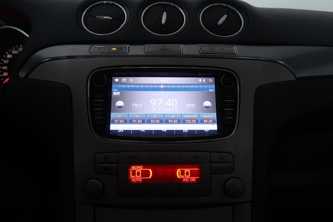 2009 Ford S-MAX - 18