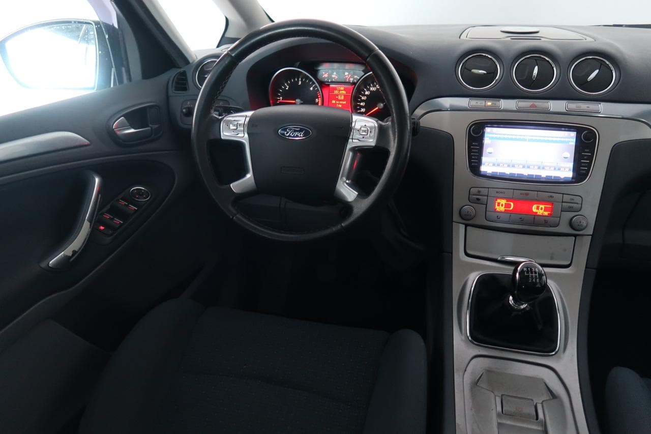 2009 Ford S-MAX - 9