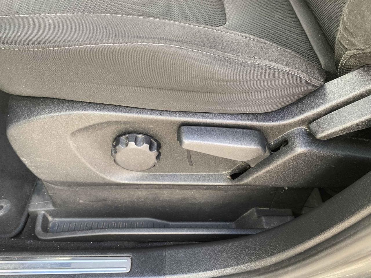 2016 Ford S-MAX - 14