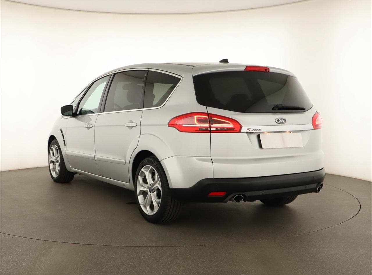2013 Ford S-MAX - 5