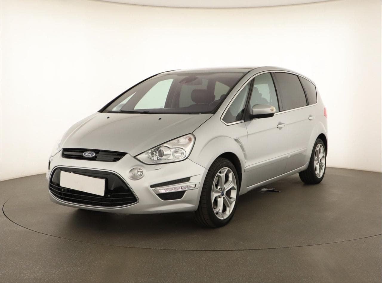 2013 Ford S-MAX - 3