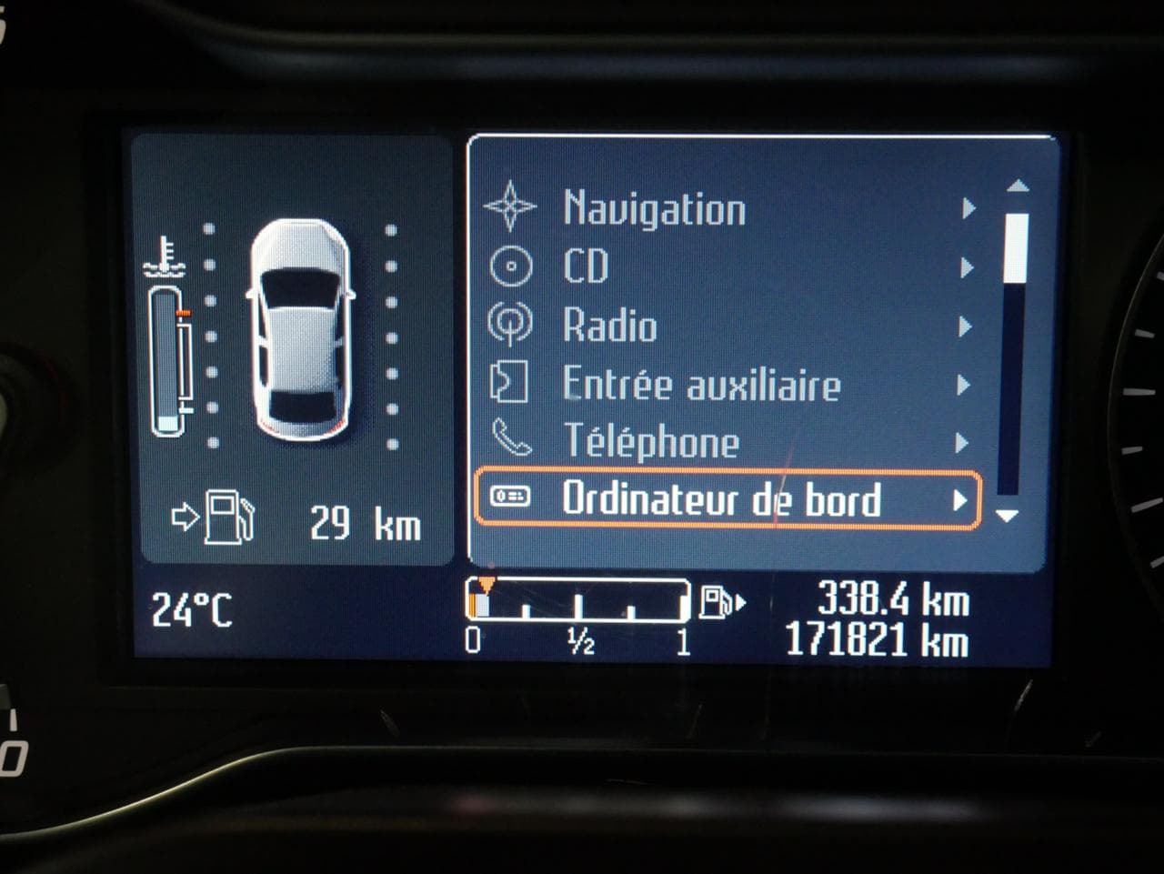 2013 Ford S-MAX - 17
