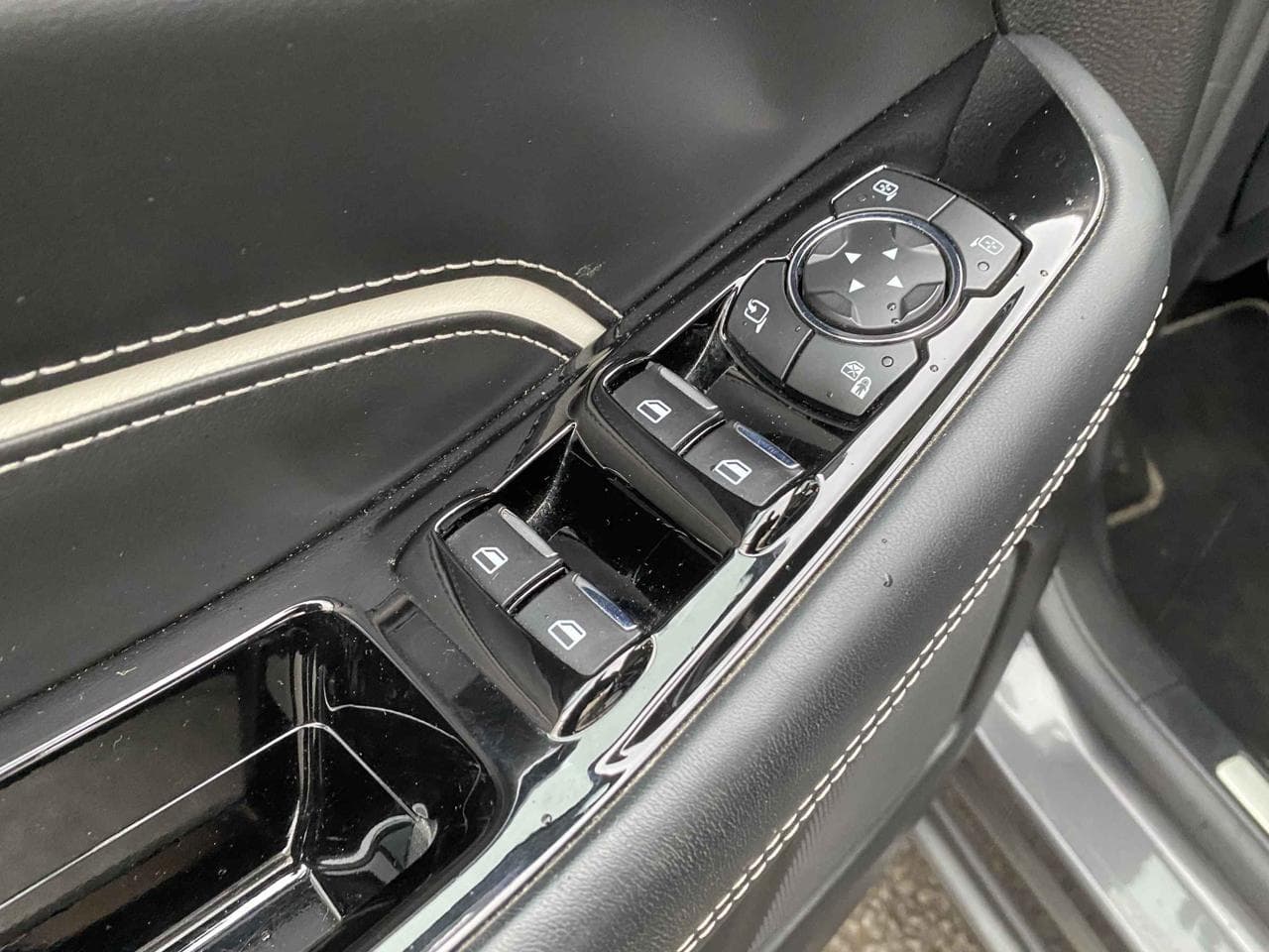 2020 Ford S-MAX - 13