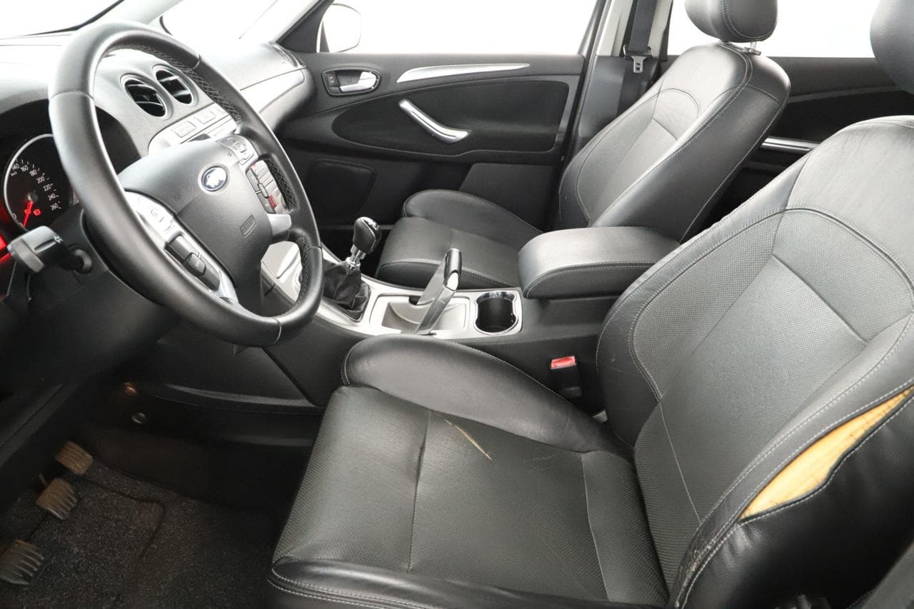 2008 Ford S-MAX - 13