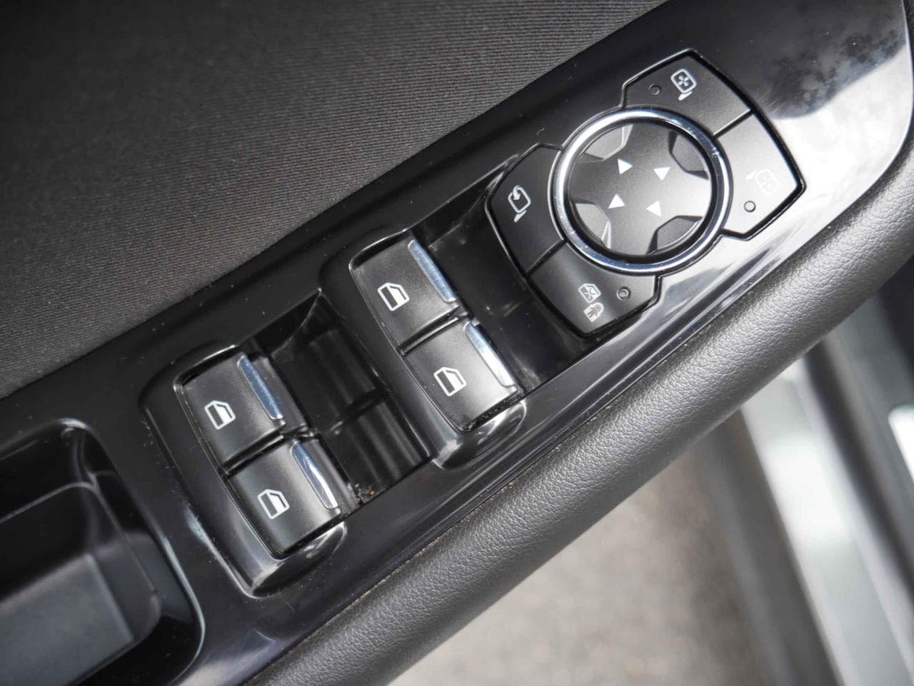 2016 Ford S-MAX - 14