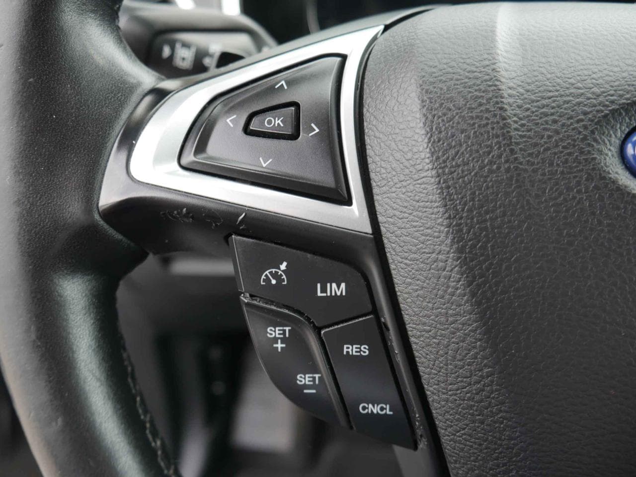 2016 Ford S-MAX - 16