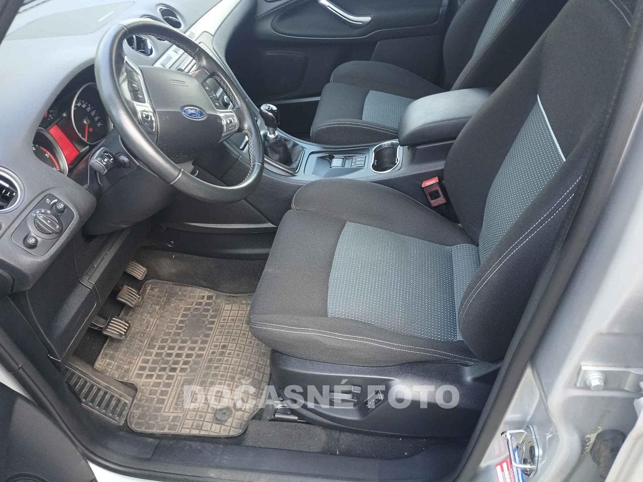 2013 Ford S-MAX - 3