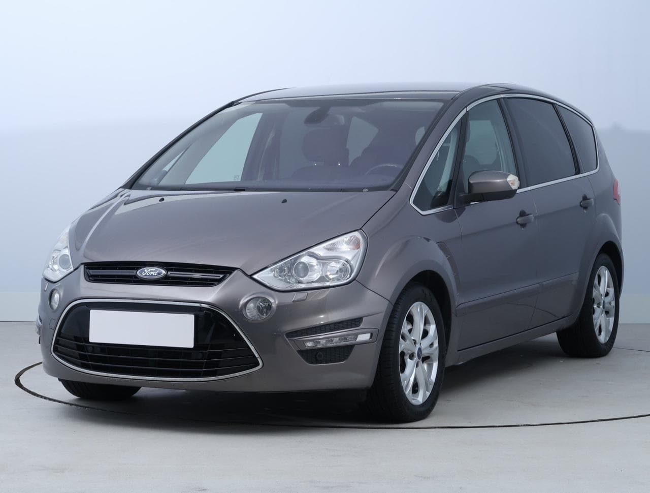 2013 Ford S-MAX - 3
