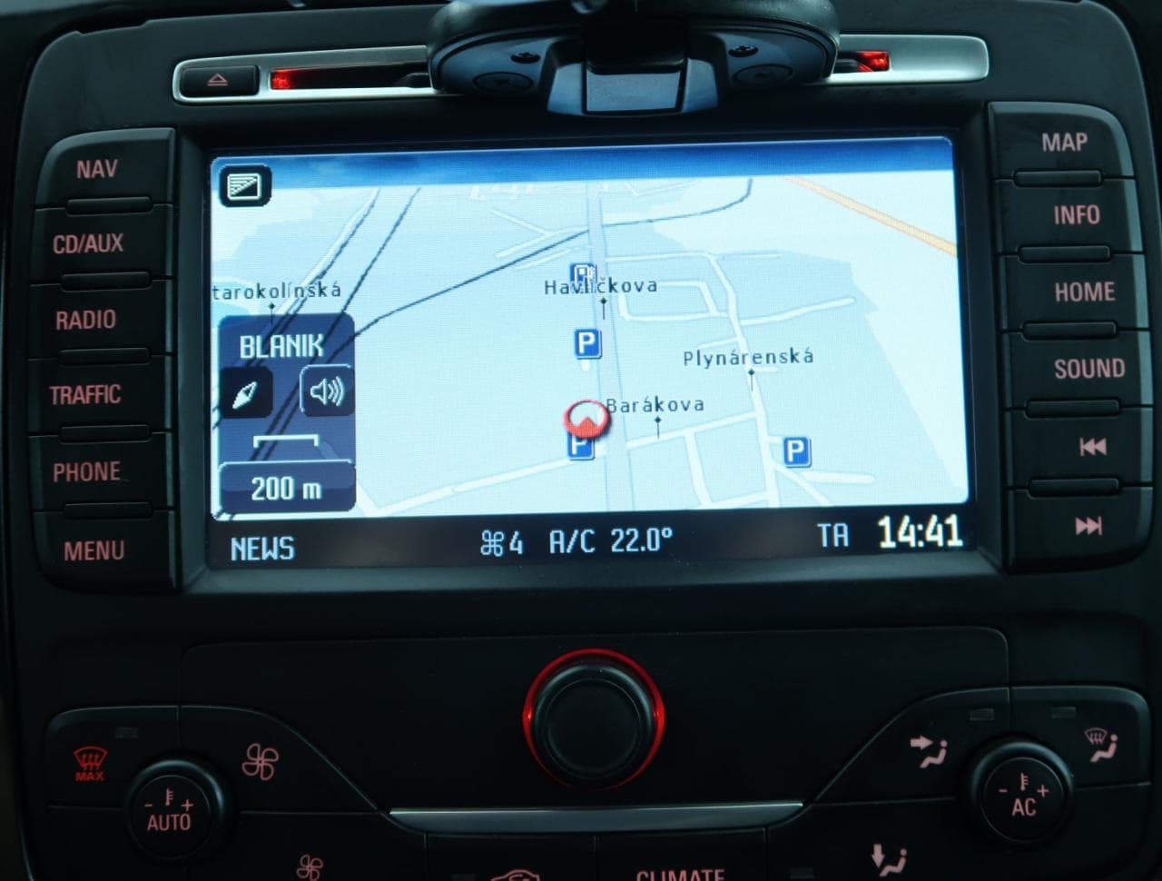 2013 Ford S-MAX - 19