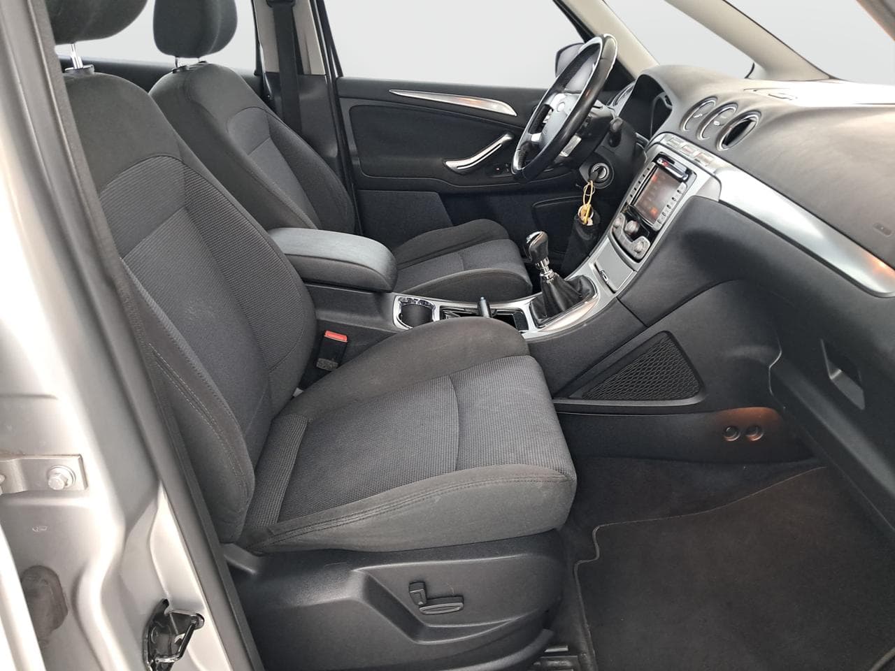 2008 Ford S-MAX - 12