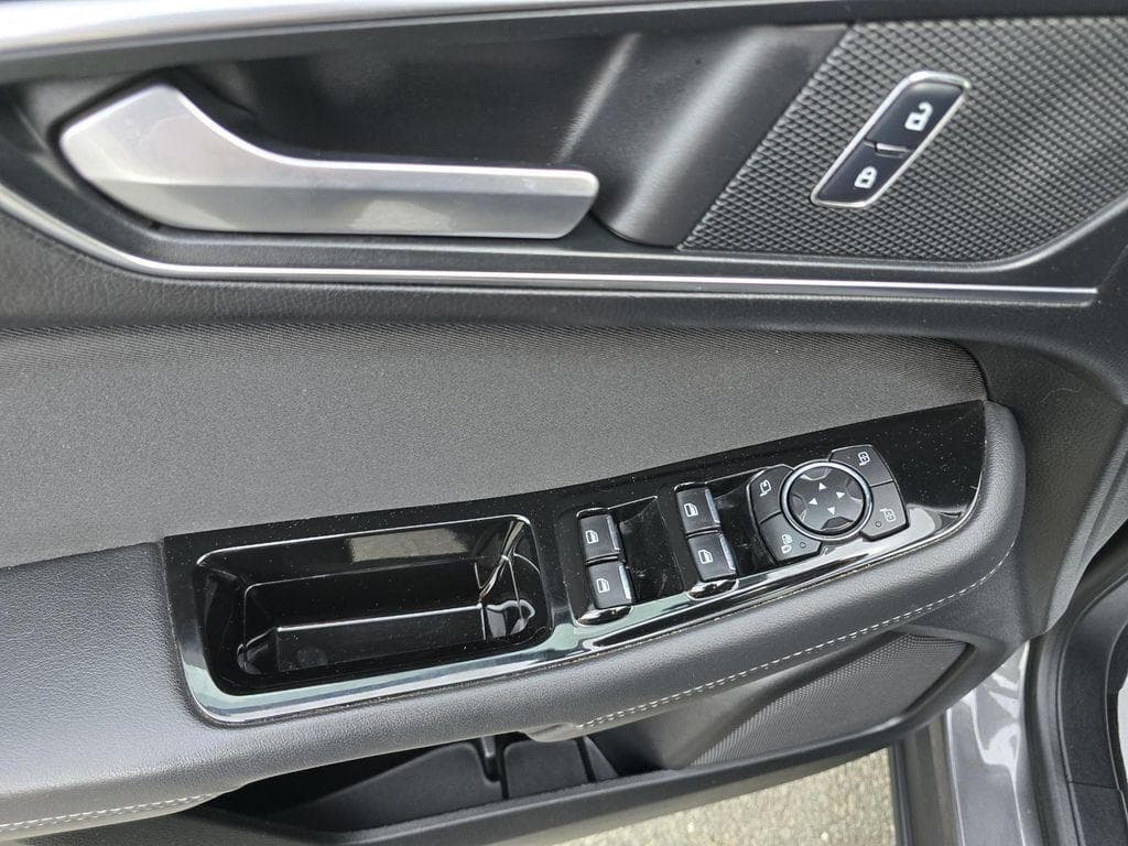 2018 Ford S-MAX - 16