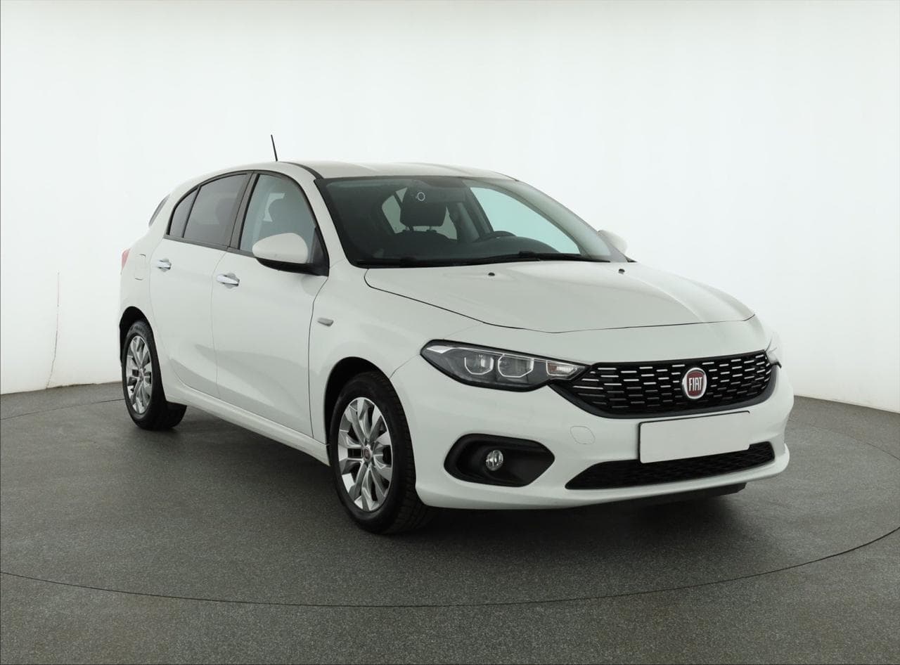 Fiat Tipo 1.4 16V 70kW hatchback