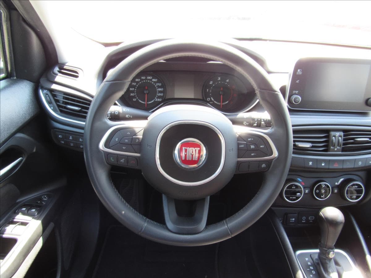 2017 Fiat TIPO - 12