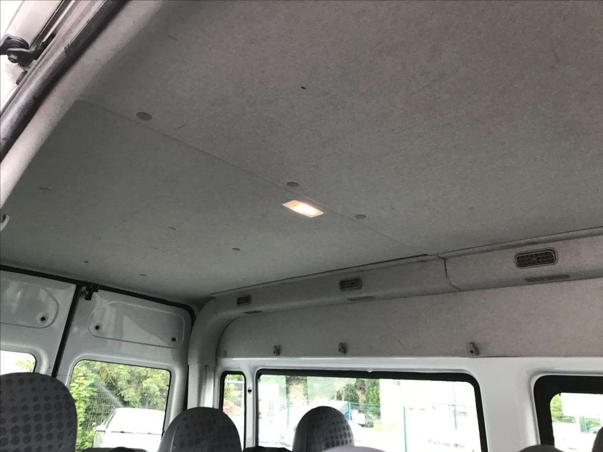 2010 Ford TRANSIT - 10