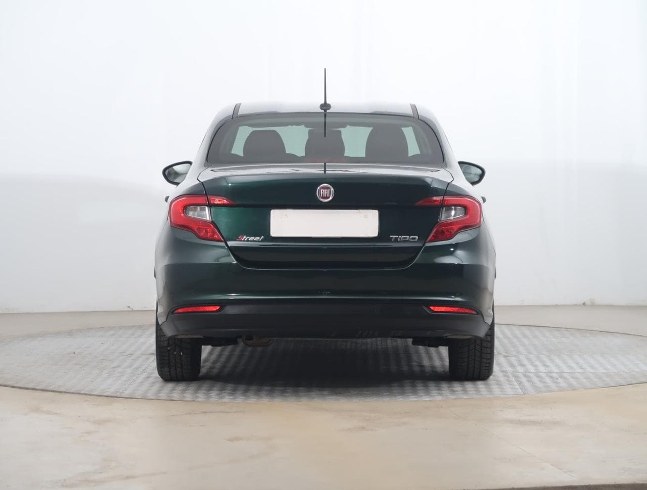 2021 Fiat Tipo - 11