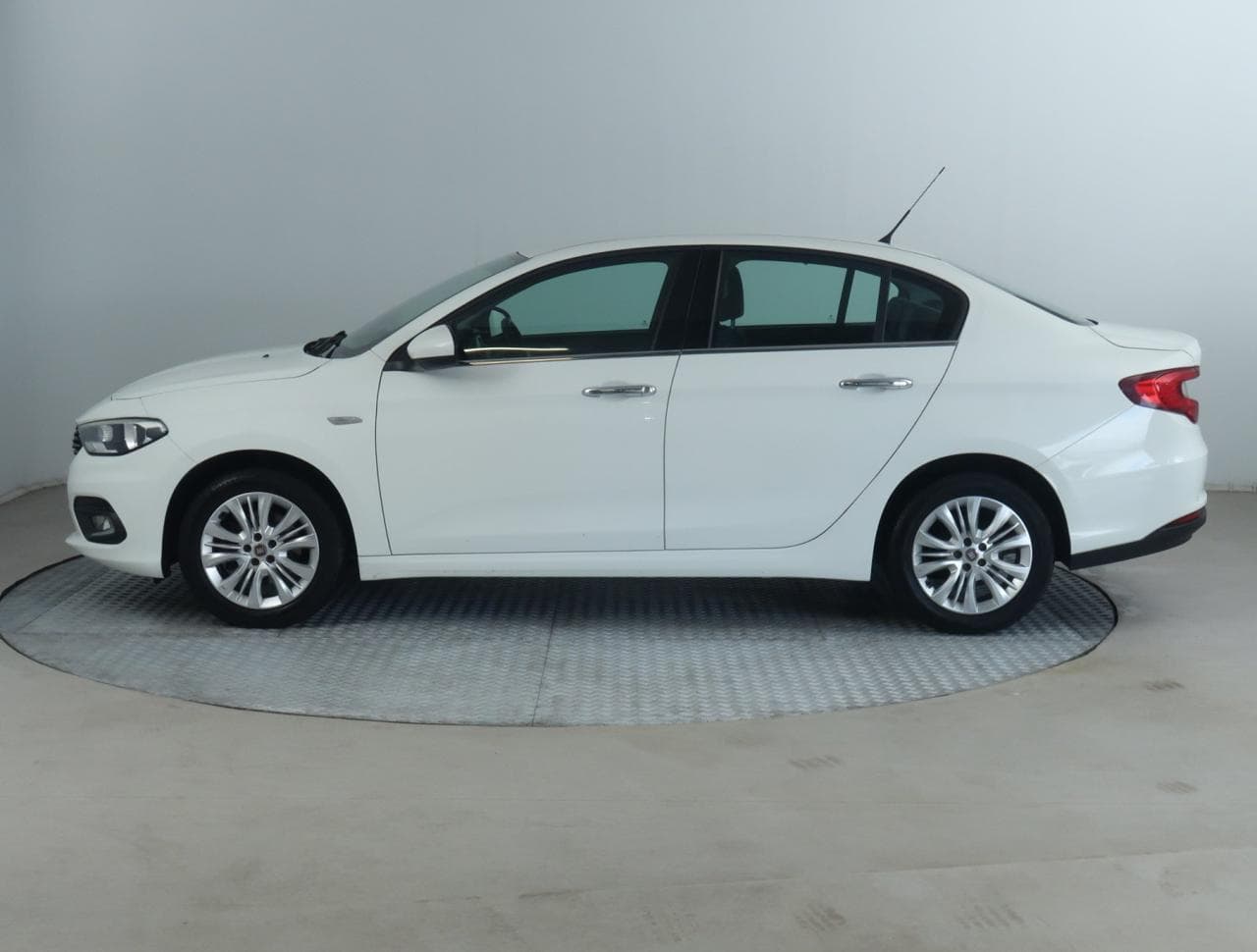 2016 Fiat TIPO - 4