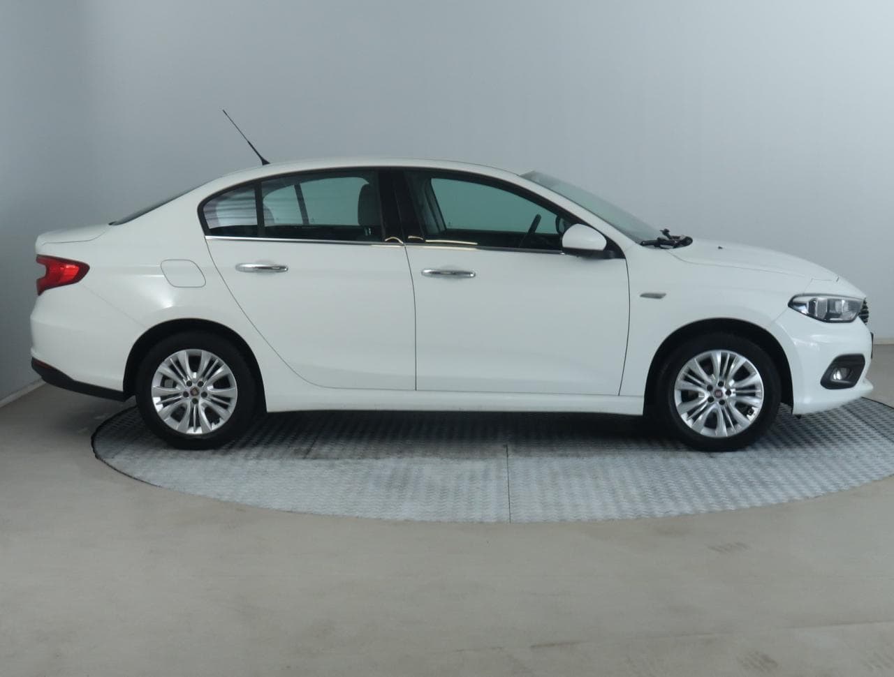 2016 Fiat TIPO - 8