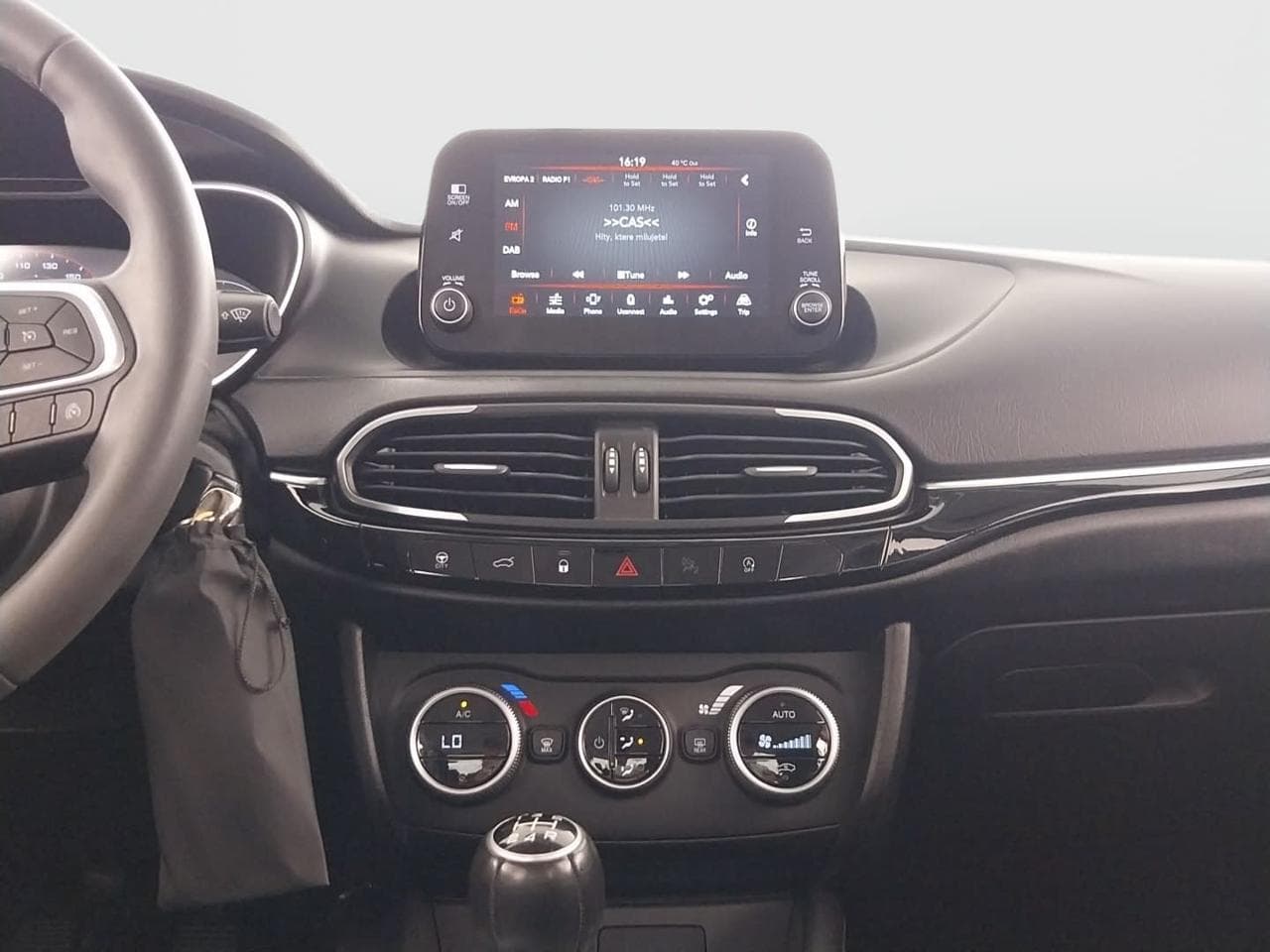 2021 Fiat TIPO - 33