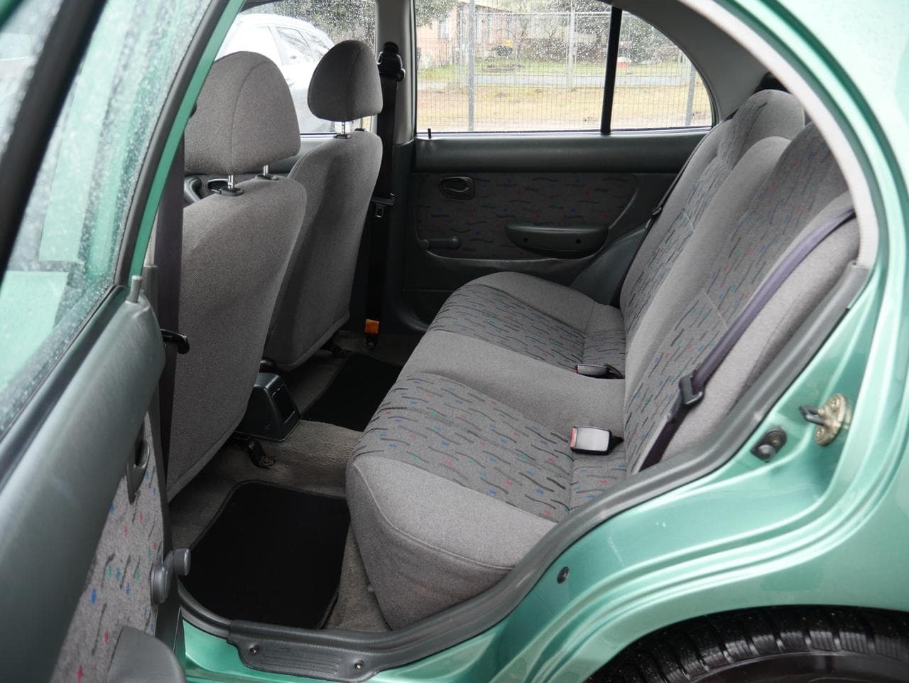 1999 Hyundai ACCENT - 10