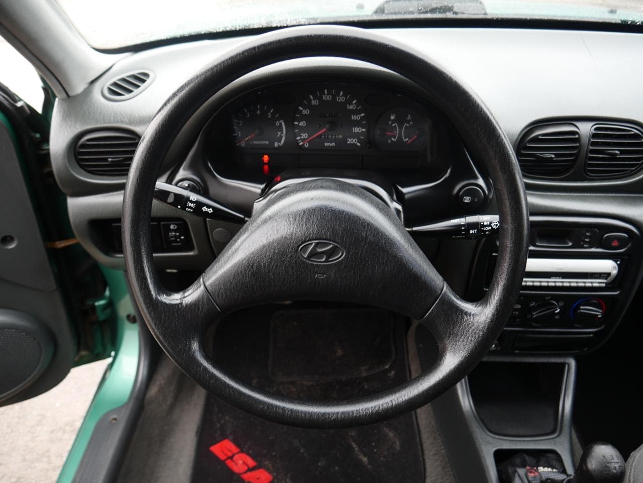 1999 Hyundai ACCENT - 14