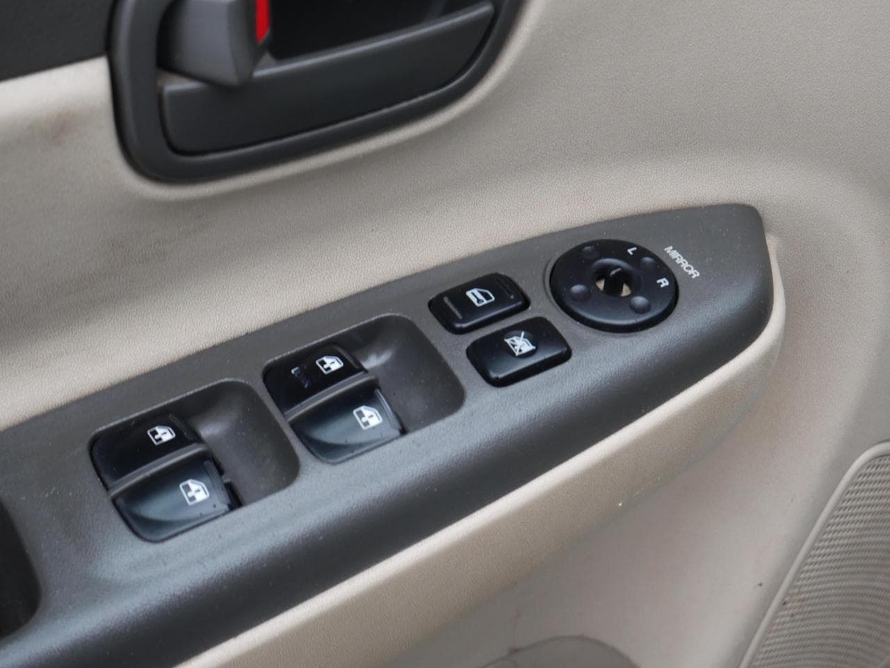 2007 Hyundai ACCENT - 14