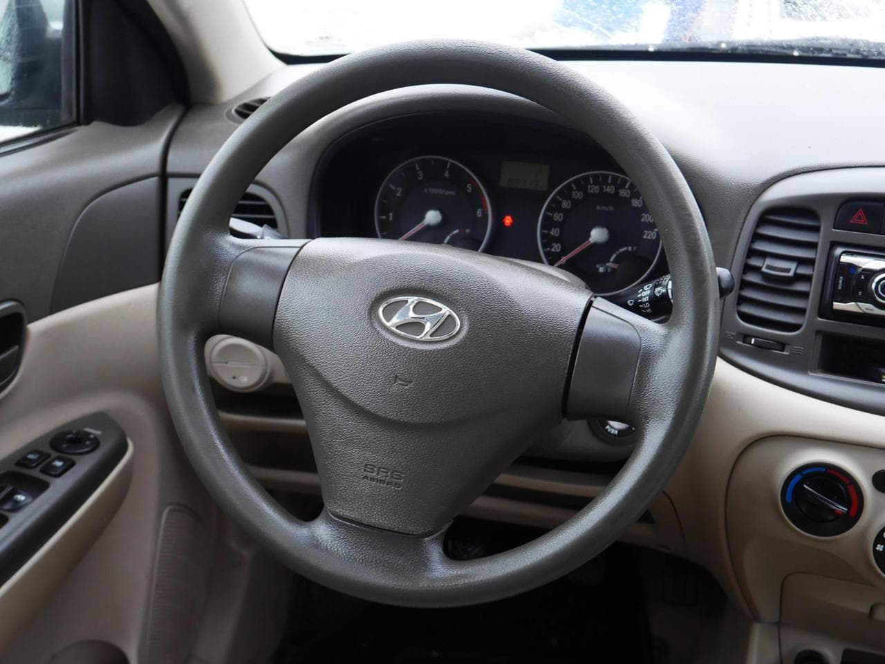 2007 Hyundai ACCENT - 13