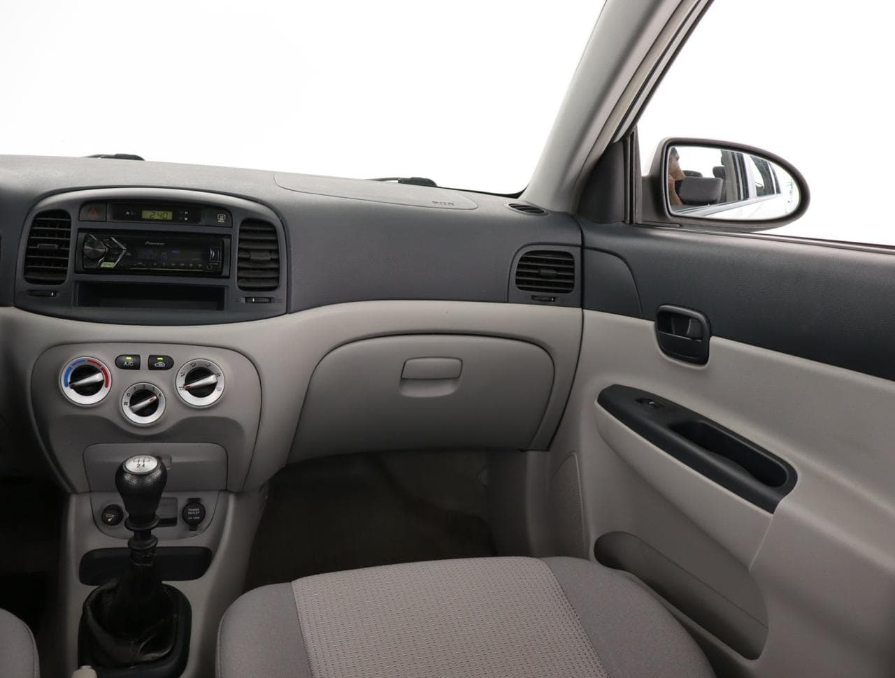 2007 Hyundai ACCENT - 18