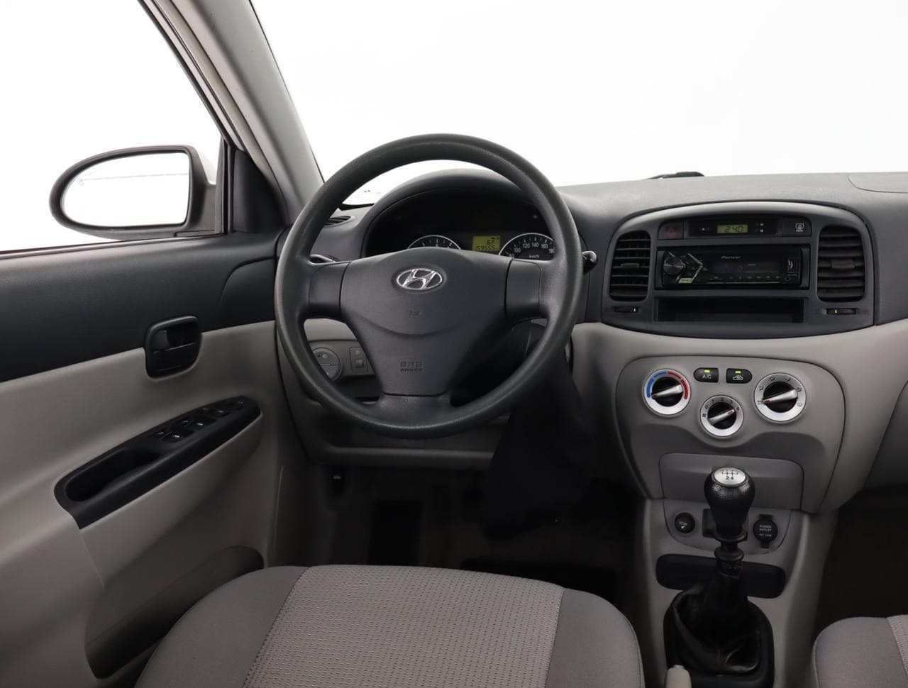 2007 Hyundai ACCENT - 15