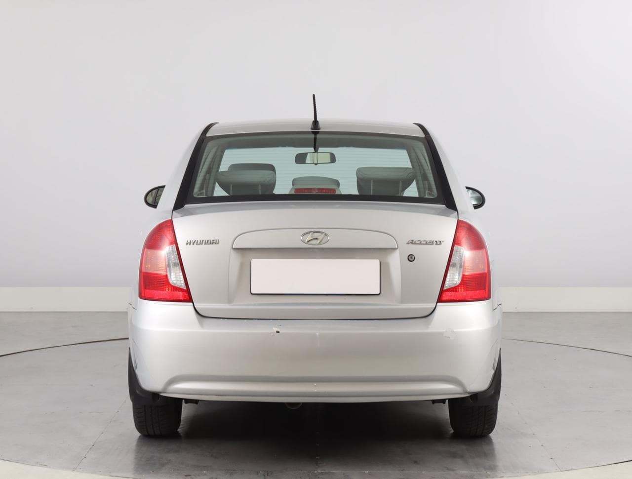2007 Hyundai ACCENT - 10