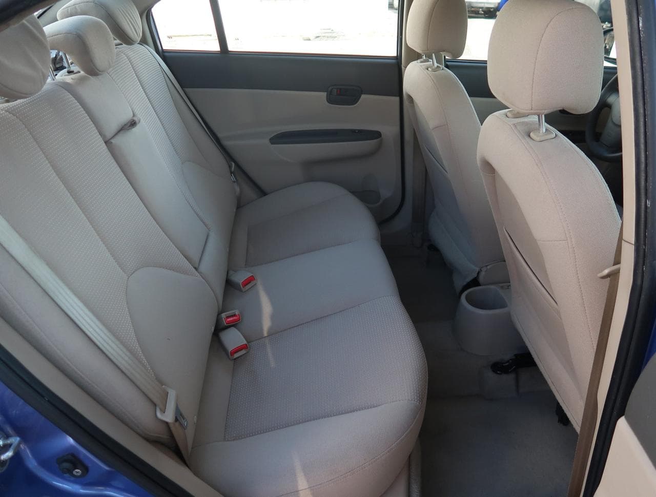 2009 Hyundai ACCENT - 13