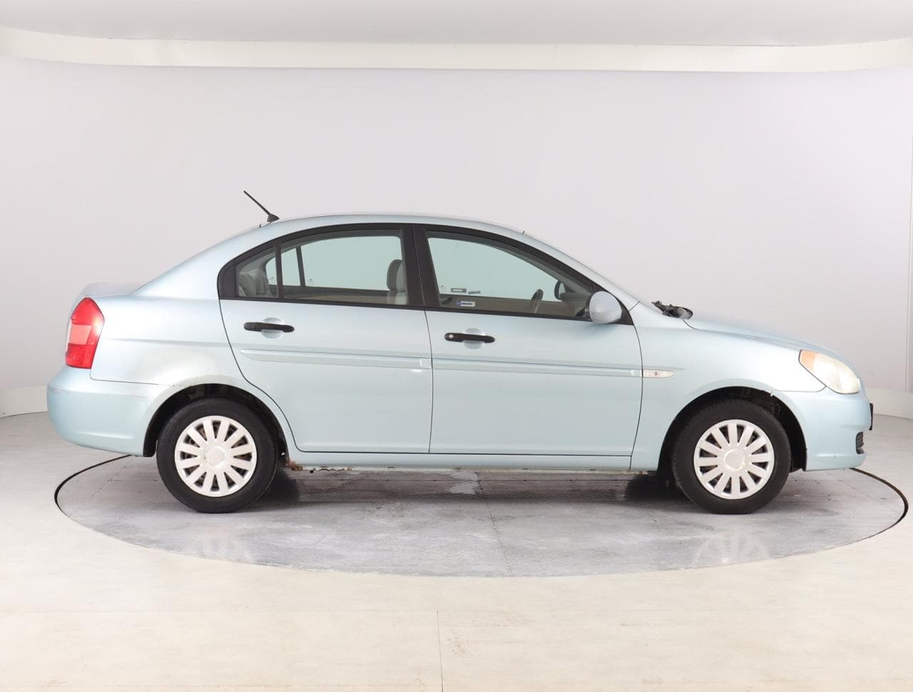 2008 Hyundai ACCENT - 6