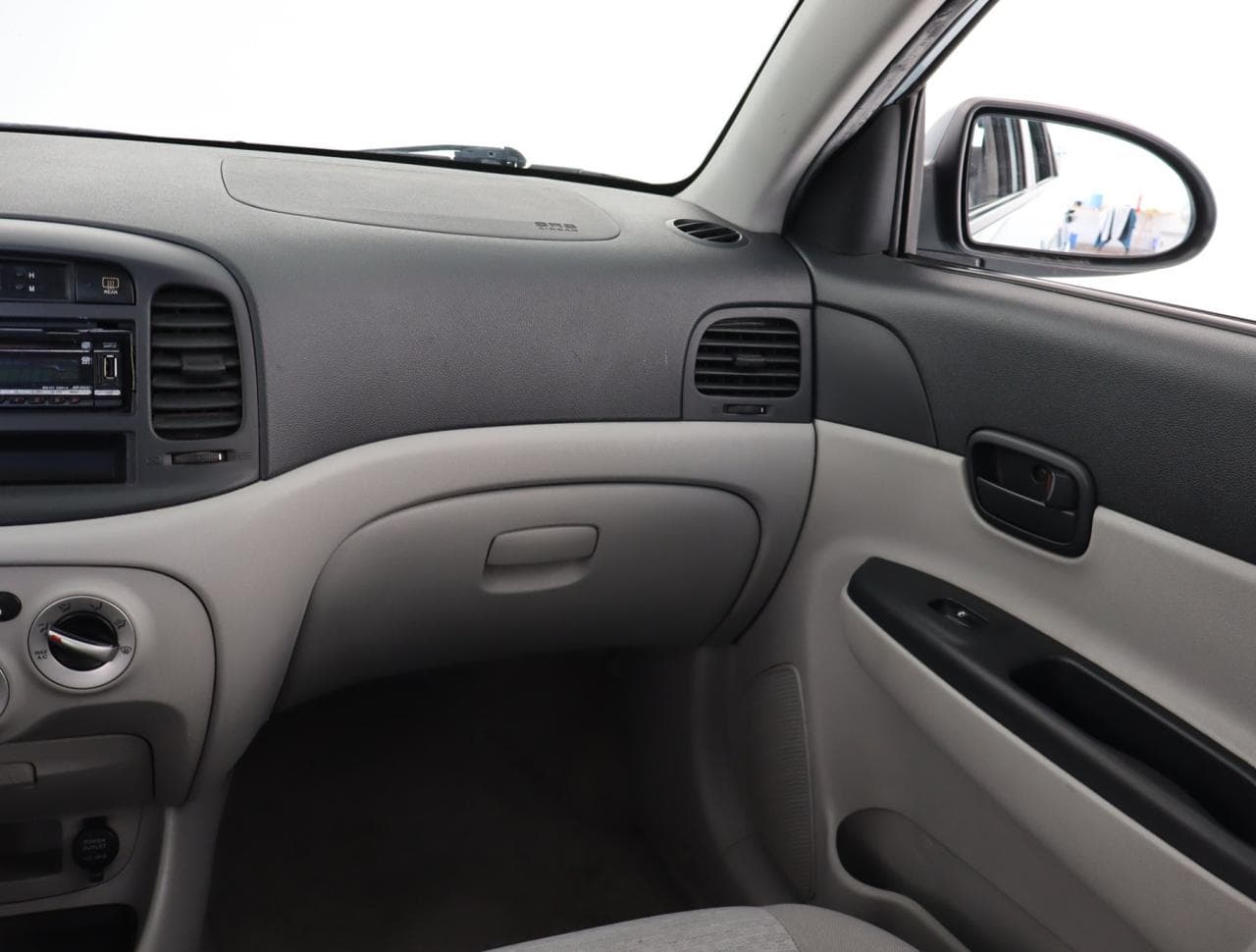2008 Hyundai ACCENT - 9