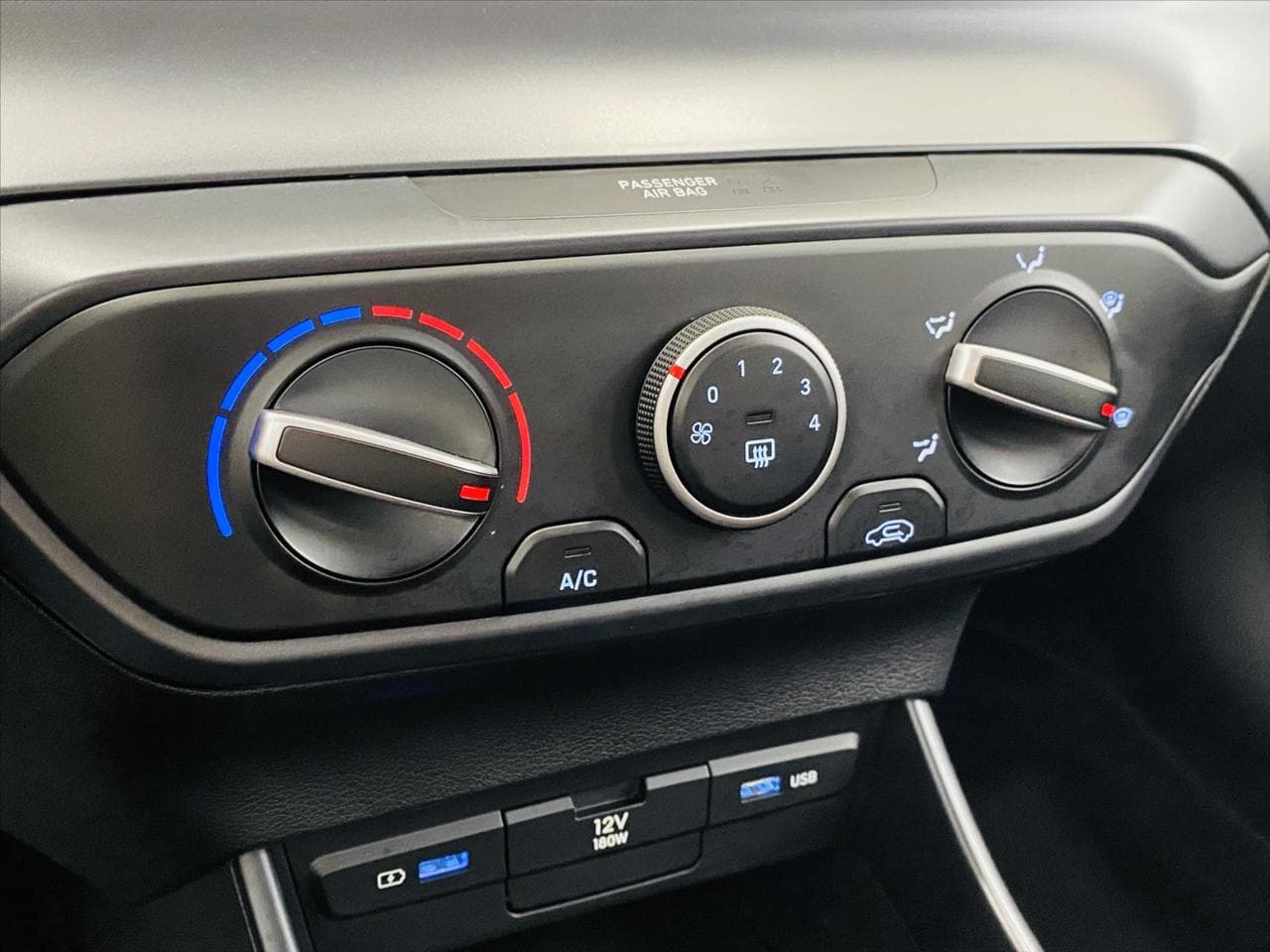 2021 Hyundai Bayon - 17