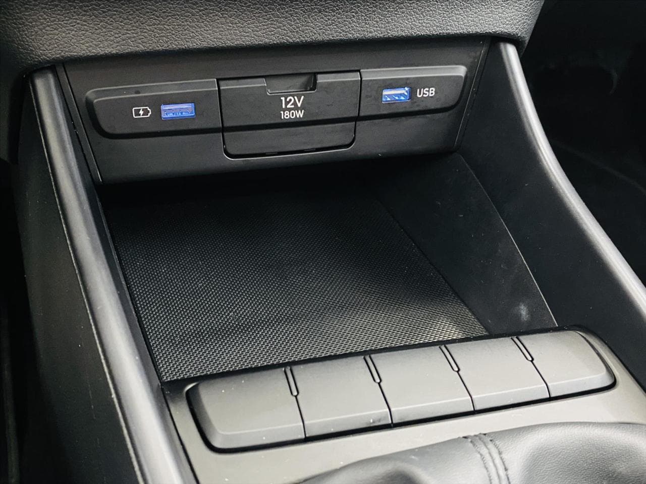 2021 Hyundai Bayon - 18