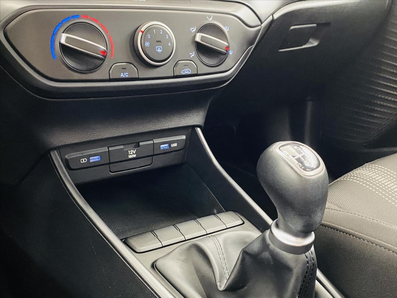 2021 Hyundai Bayon - 19