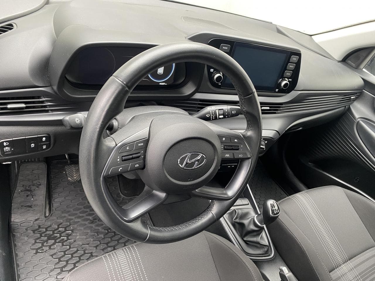 2022 Hyundai BAYON - 12